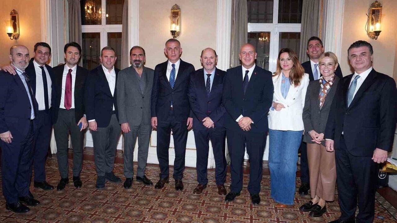 Sevilla'da Resmi Maç Yemeği: İspanya - Türkiye