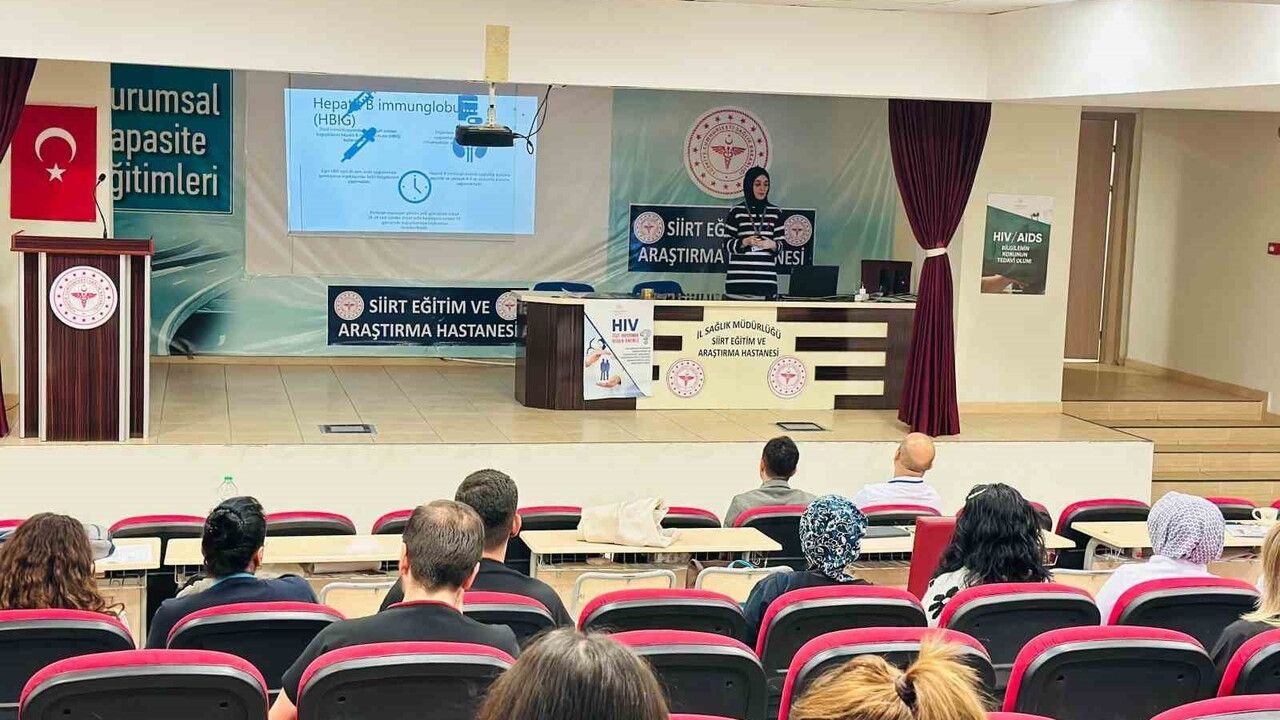 Siirt Eğitim ve Araştırma Hastanesi’nde Kan Yoluyla Bulaşan Hastalık Eğitimi