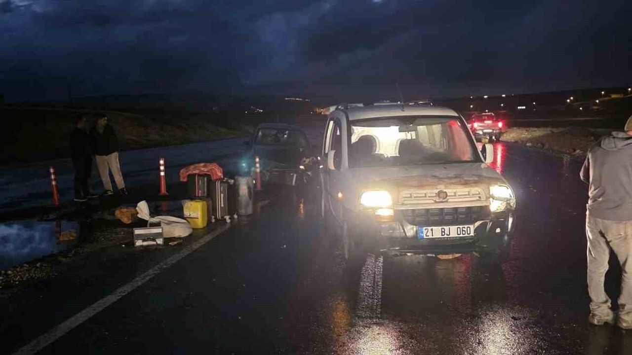 Siirt'te Kurtalan-Batman Karayolu'nda Trafik Kazası: Maddi Hasar