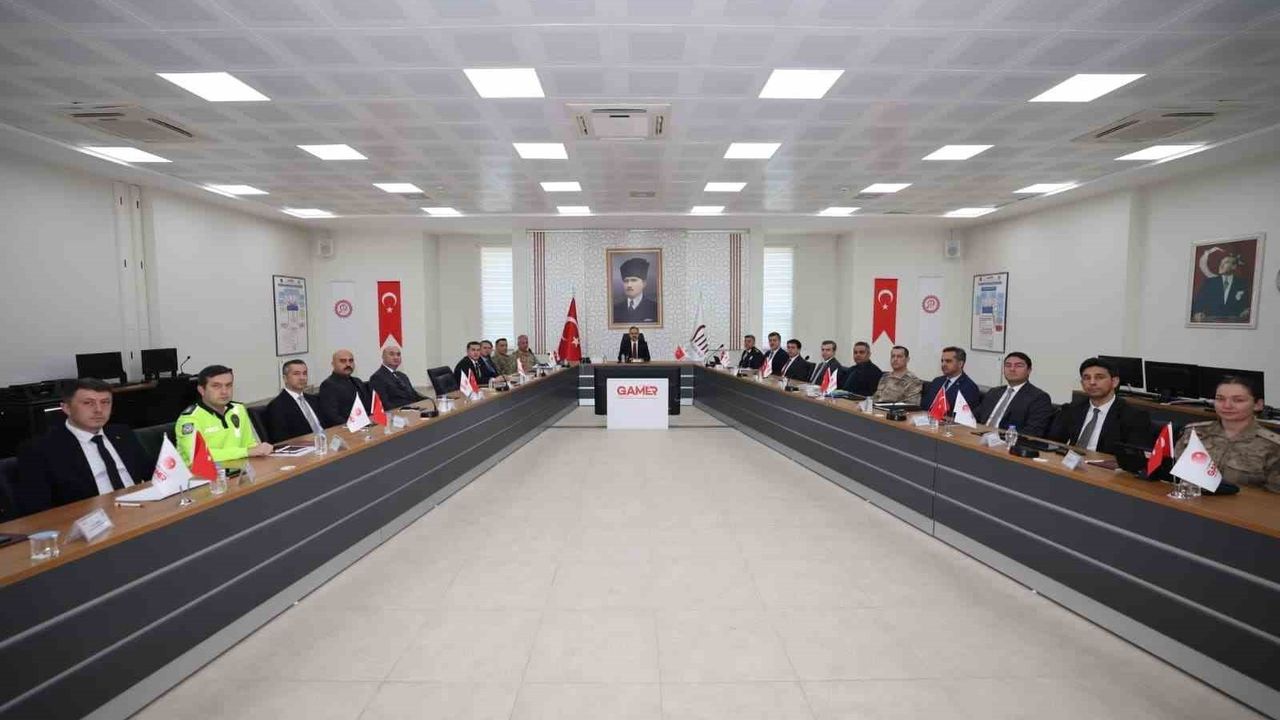 Siirt’te Suçların %98'i Aydınlatıldı: Vali Kemal Kızılkaya Açıkladı