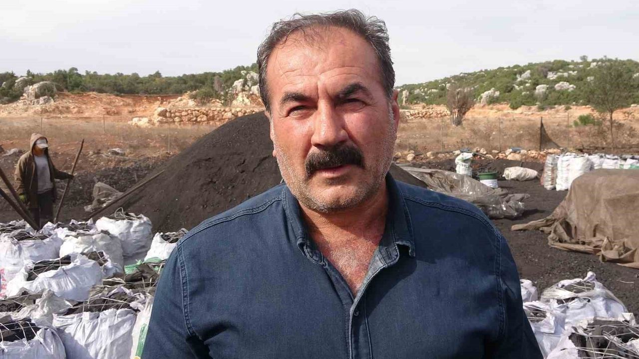 Silifke'de Toroslar Eteğinde Zorlu Meşe Kömürü Mesaisi