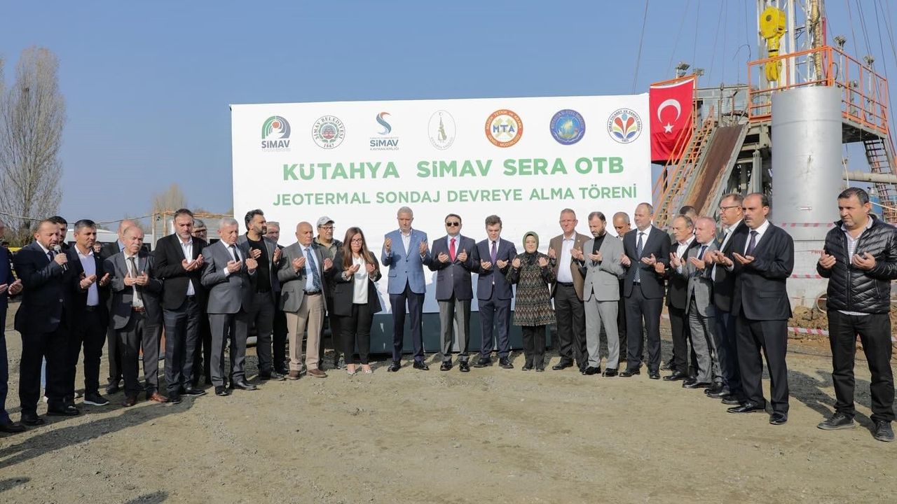 Simav Sera OTB'ye 555 m derinlikte 109 derece jeotermal sondaj