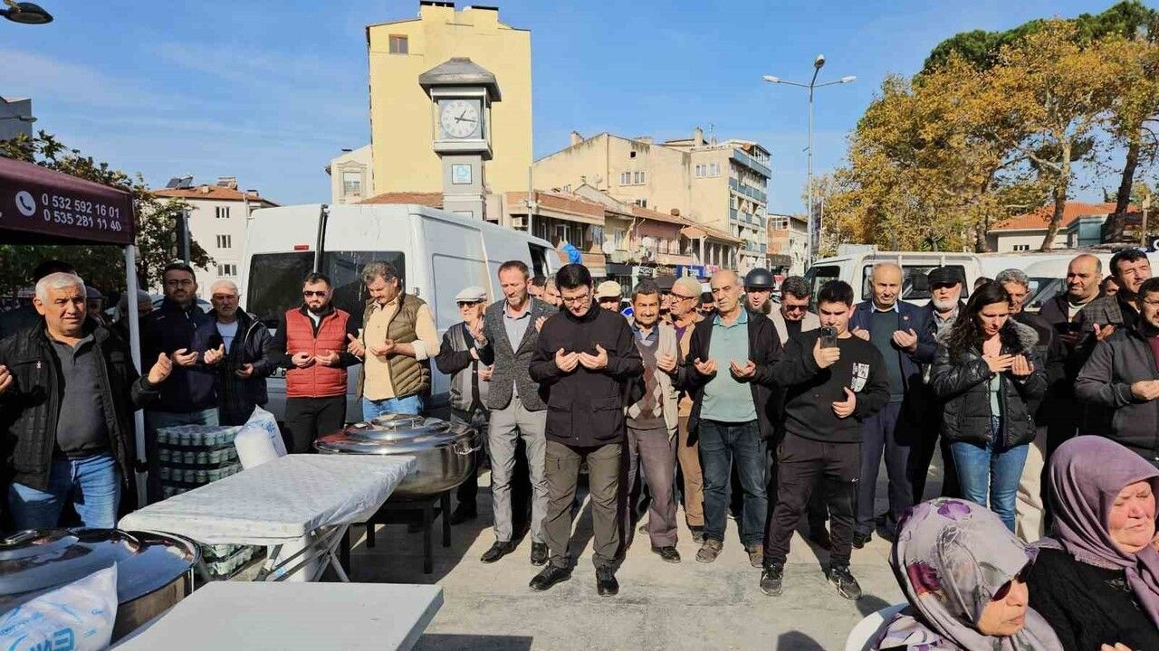 Sındırgı'da Deprem Sonrası Dayanışma ve Moral Etkinliği