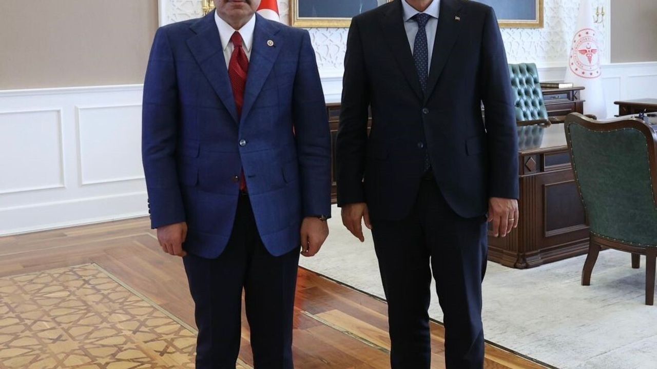 Şırnak’a 11 Tam Donanımlı Ambulans Tahsis Edildi