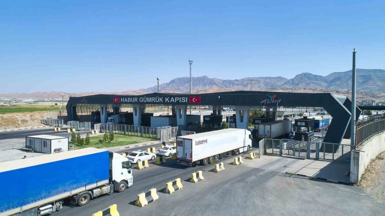 Şırnak Emniyeti Sınırda Kararlı: Habur'da 4 Sahte Belgeyle Yakalandı