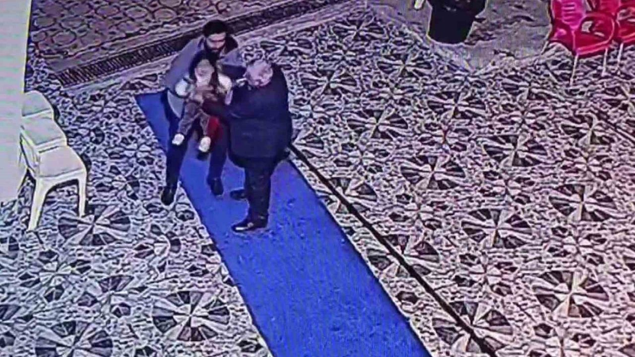 Şırnak'ta düğünde boğazına şeker kaçan 5 yaşındaki çocuk gazetecinin Heimlich manevrasıyla kurtarıldı