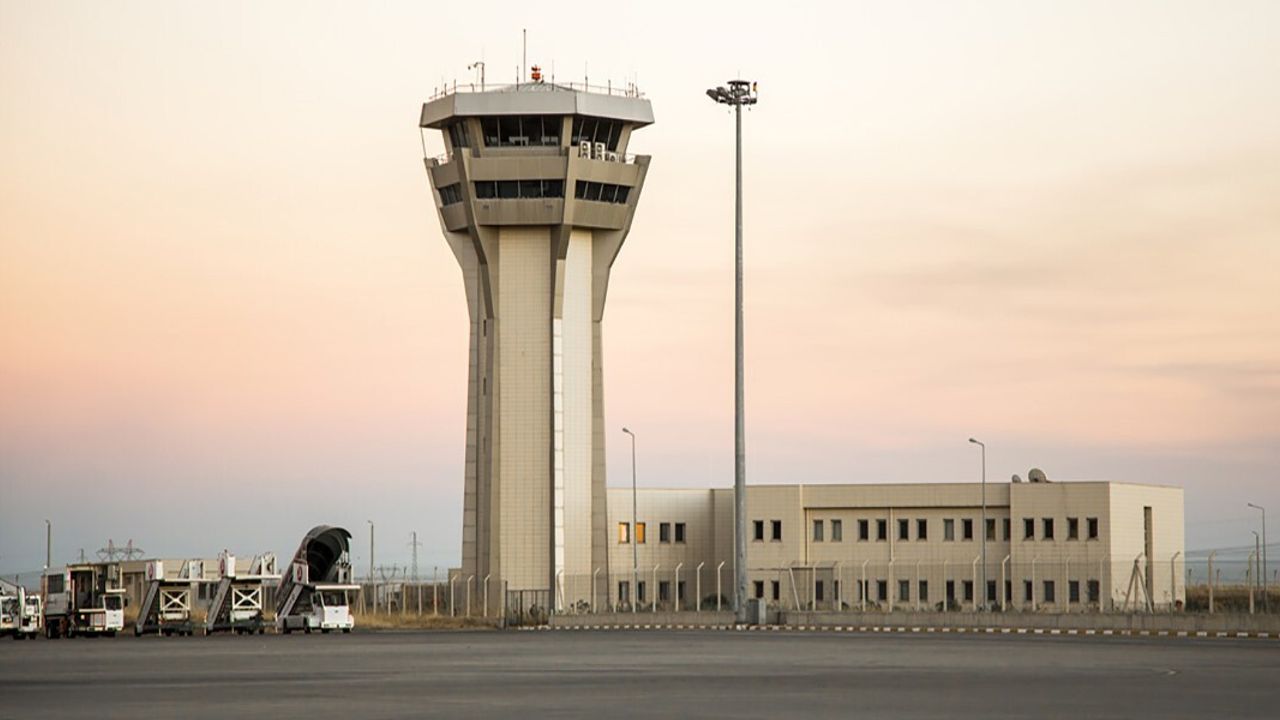 Şırnak'tan İlk Direkt Umre Uçuşu: Şerafettin Elçi Havalimanı'ndan Medine'ye