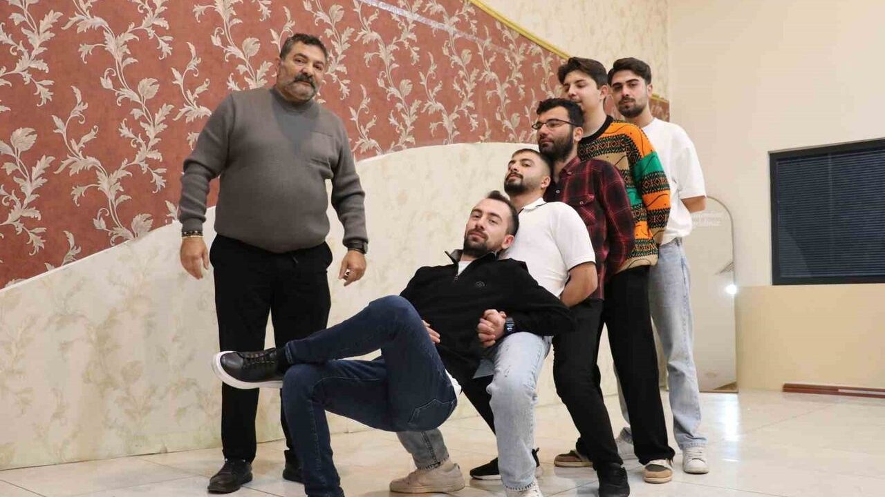 Sivas Ağırlama Halayı Meclis Gündeminde: Yanlış Figürler Eleştirildi