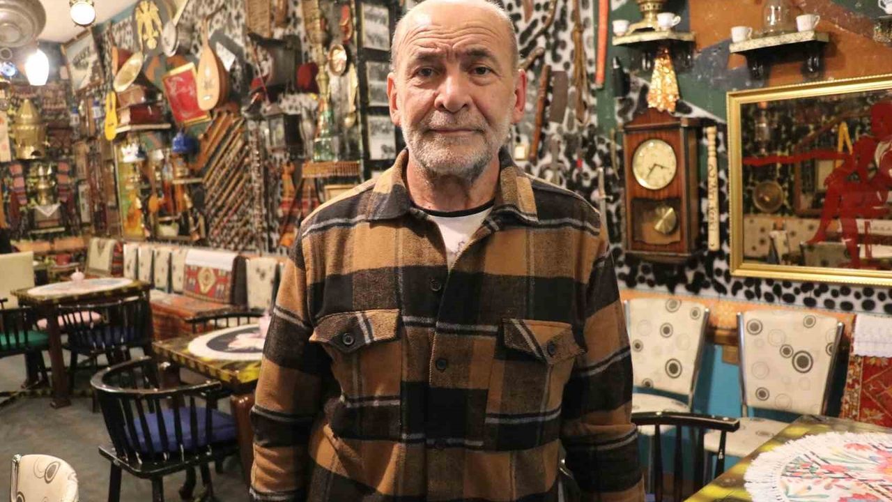 Sivas'ta Antika Kafe: Hurdacıdan Aldığı Demlikle Nostalji