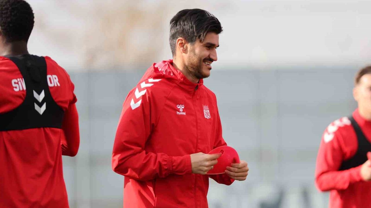 Sivasspor Manisa FK Maçına Hazır — 8 Kasım'da 4 Eylül'de