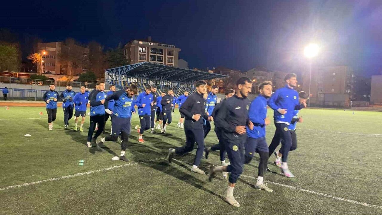 Söğütspor Yalovaspor Hazırlıklarını Sürdürüyor: BAL'da Kritik Randevu 30 Kasım