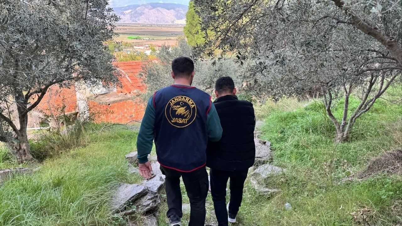 Söke'de Firari Şahıs Ormanlık Arazideki Metruk Binada Yakalandı