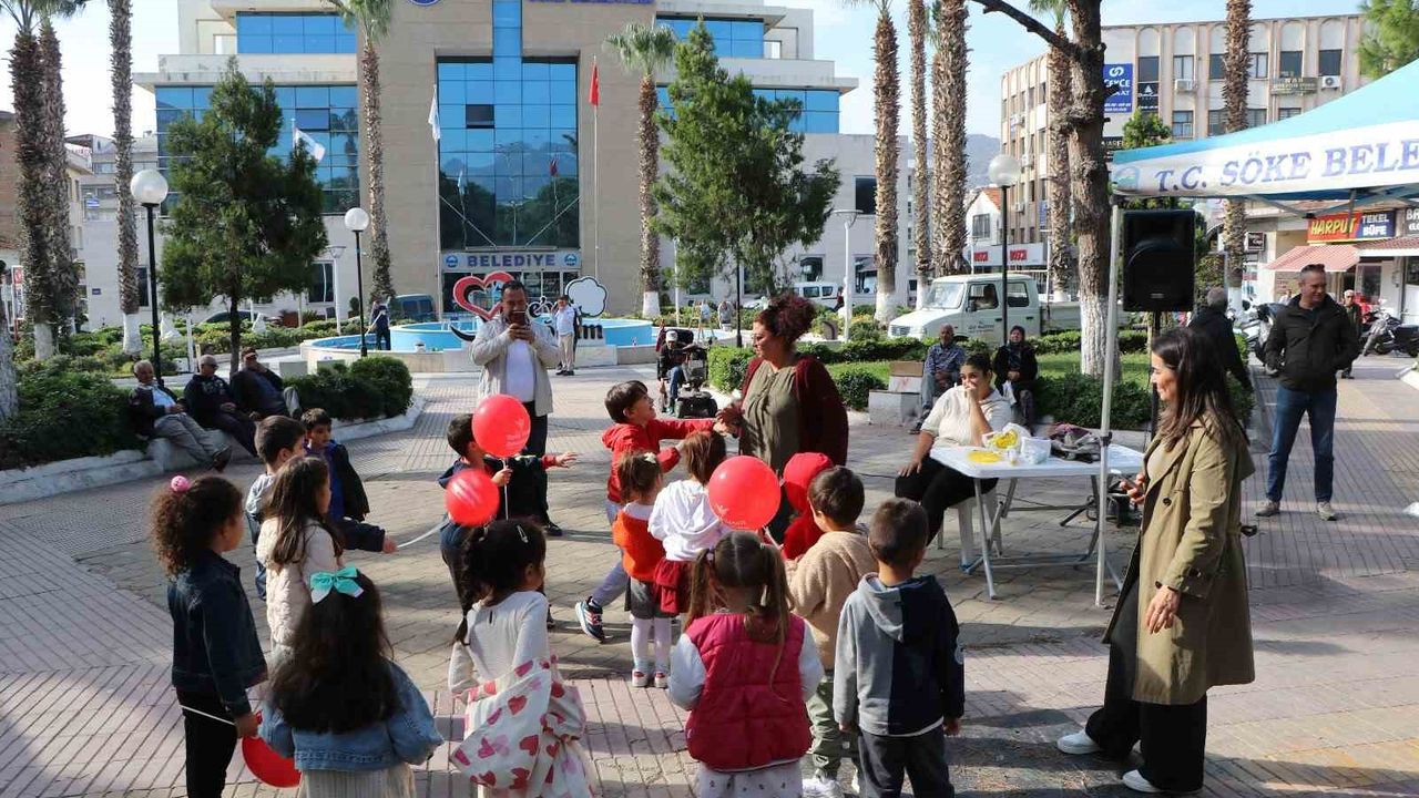Söke'de Hülya Toprak ile Drama Atölyesi ve Kitap Tanıtımı