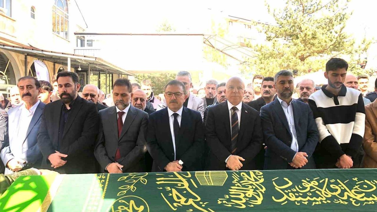 Tacettin Karaca son yolculuğuna uğurlandı