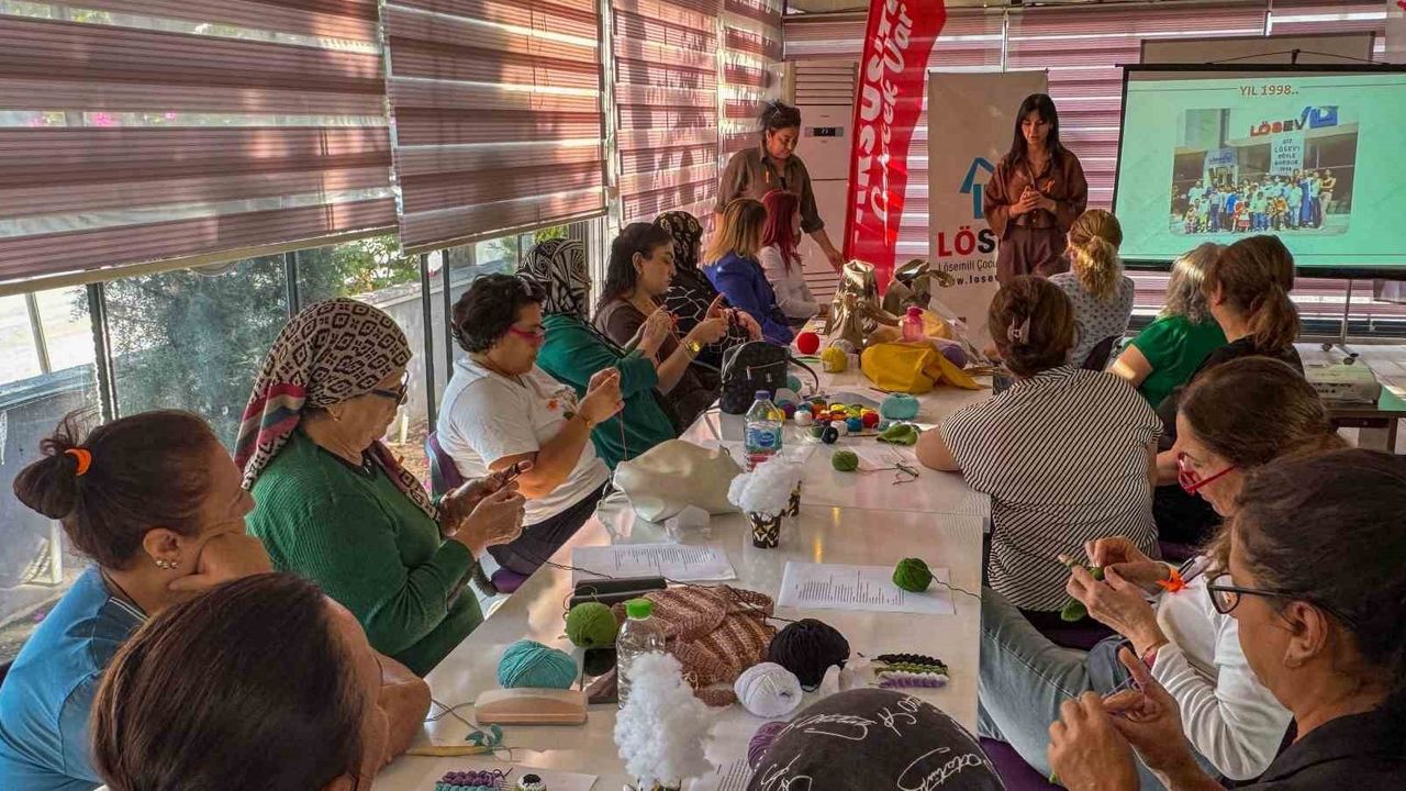 Tarsus’ta Amigurumi Atölyesi Lösemili Çocuklara Umut Oldu