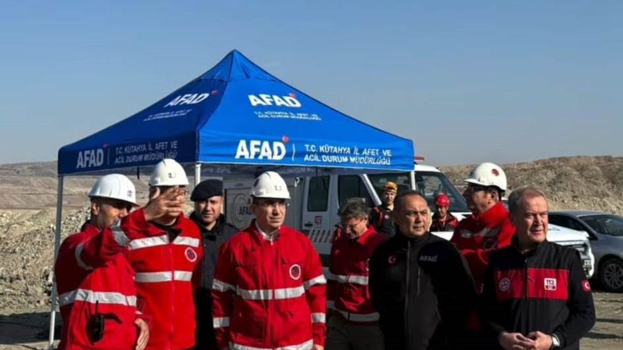 Tavşanlı'da GLİ'de Gerçeğini Aratmayan Maden Kazası Tatbikatı