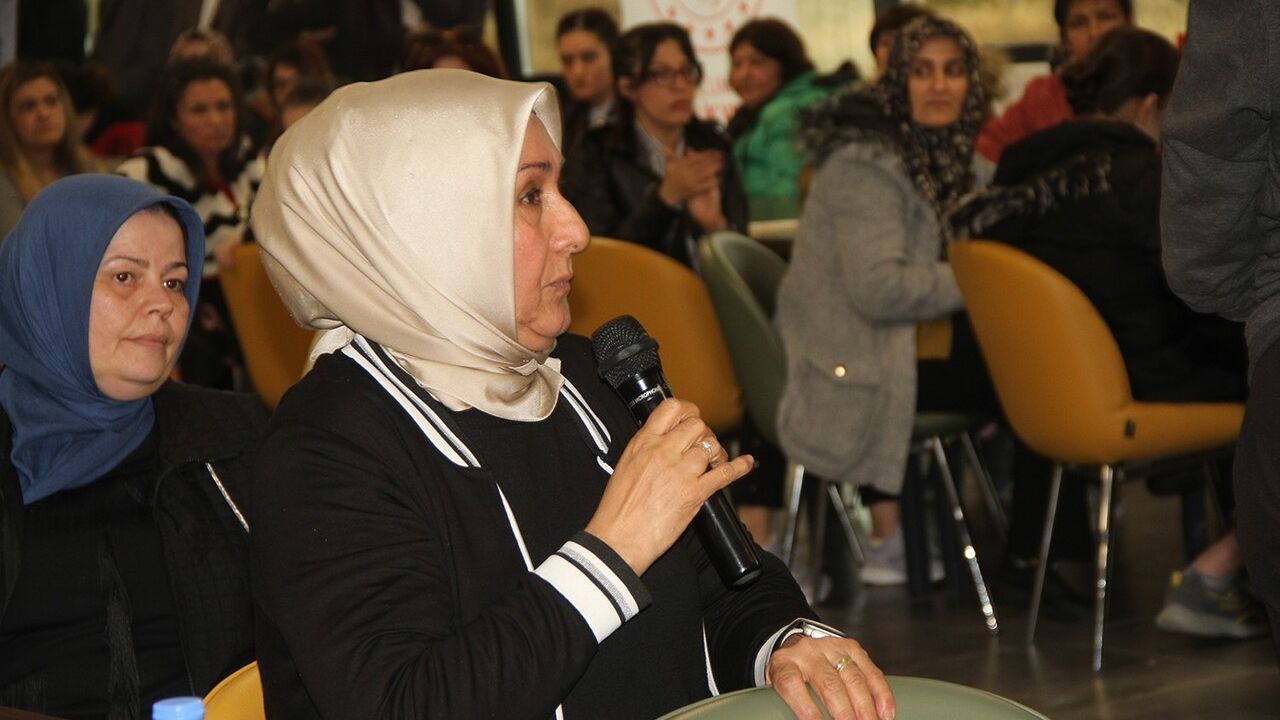 TBMM Engelli Komisyonu Kula Gençlik Kampı’nda Engelliler ve Aileleriyle Buluştu