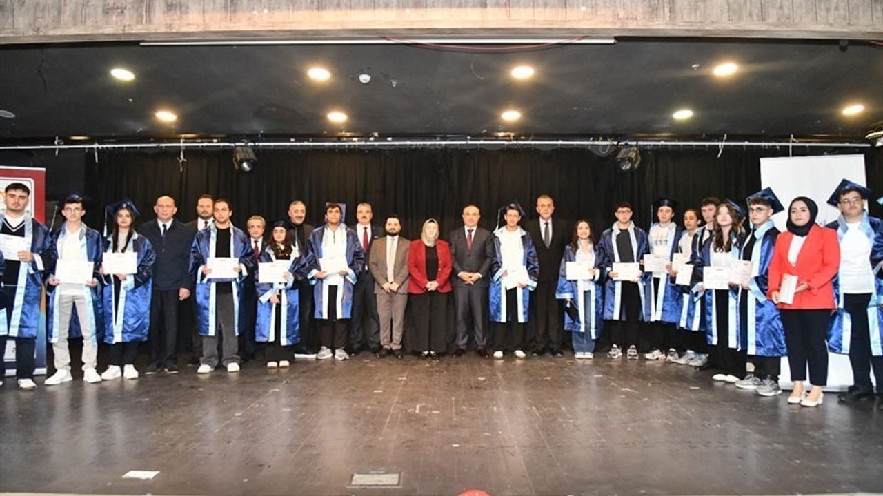 Tekirdağ’da DENEYAP Mezuniyeti: Gençler Geleceğe Kep Attı