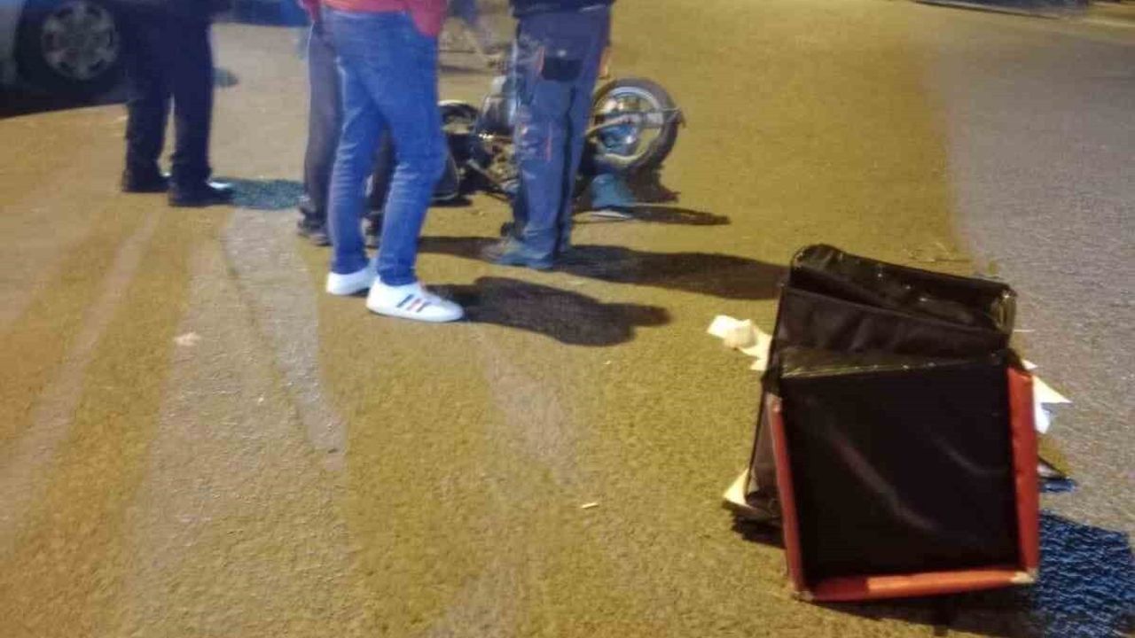 Tekirdağ'da motosikletli kurye ağır yaralandı — kaza kamerada