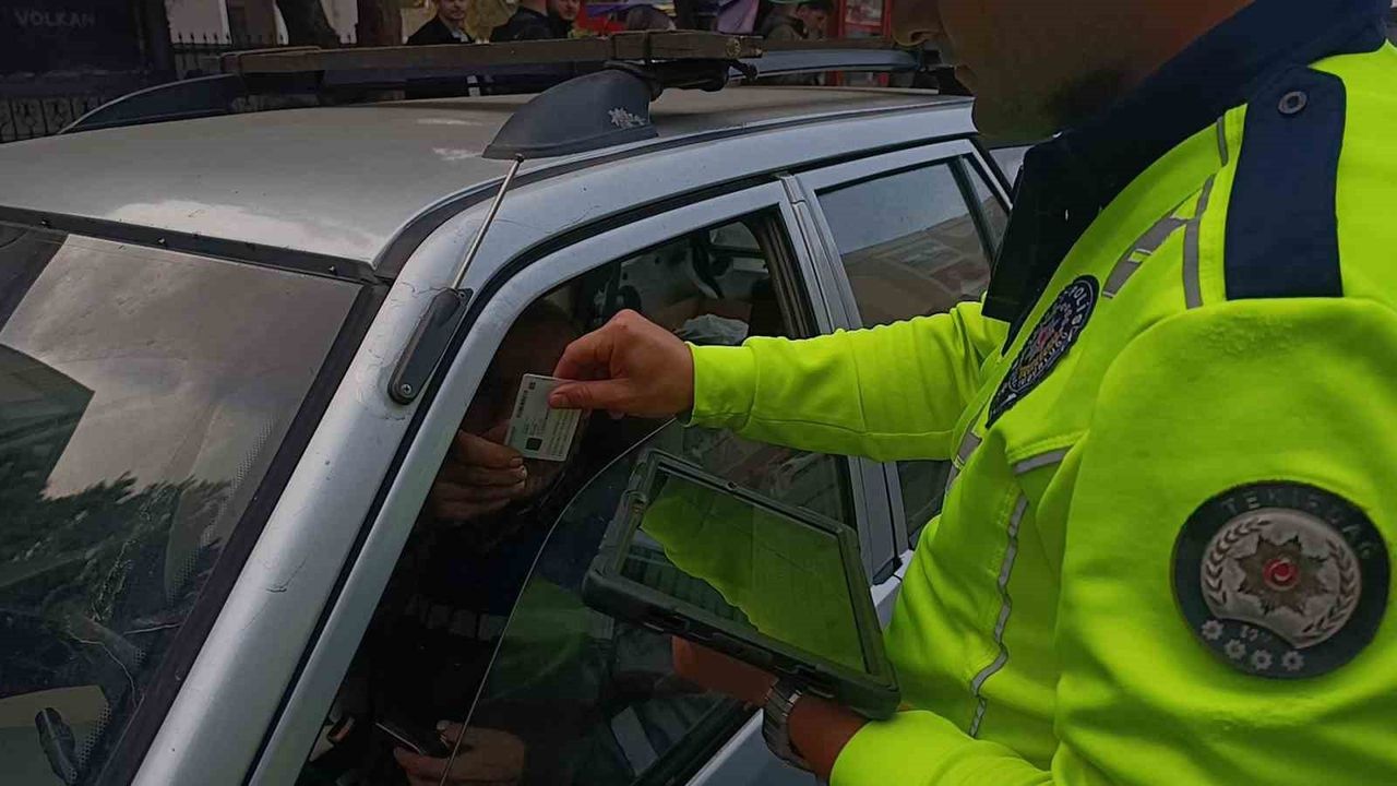 Tekirdağ’da Muayenesiz ve Cam Filmli Araçlara 53 bin 300 TL Ceza