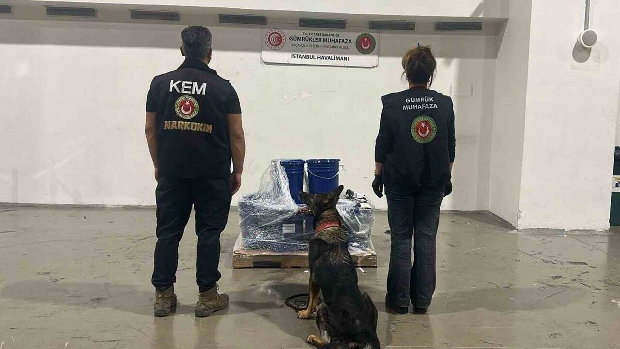 Ticaret Bakanlığı: Kasım'ın İlk Haftasında 1 Ton 65 Kilogram Esrar Yakalandı