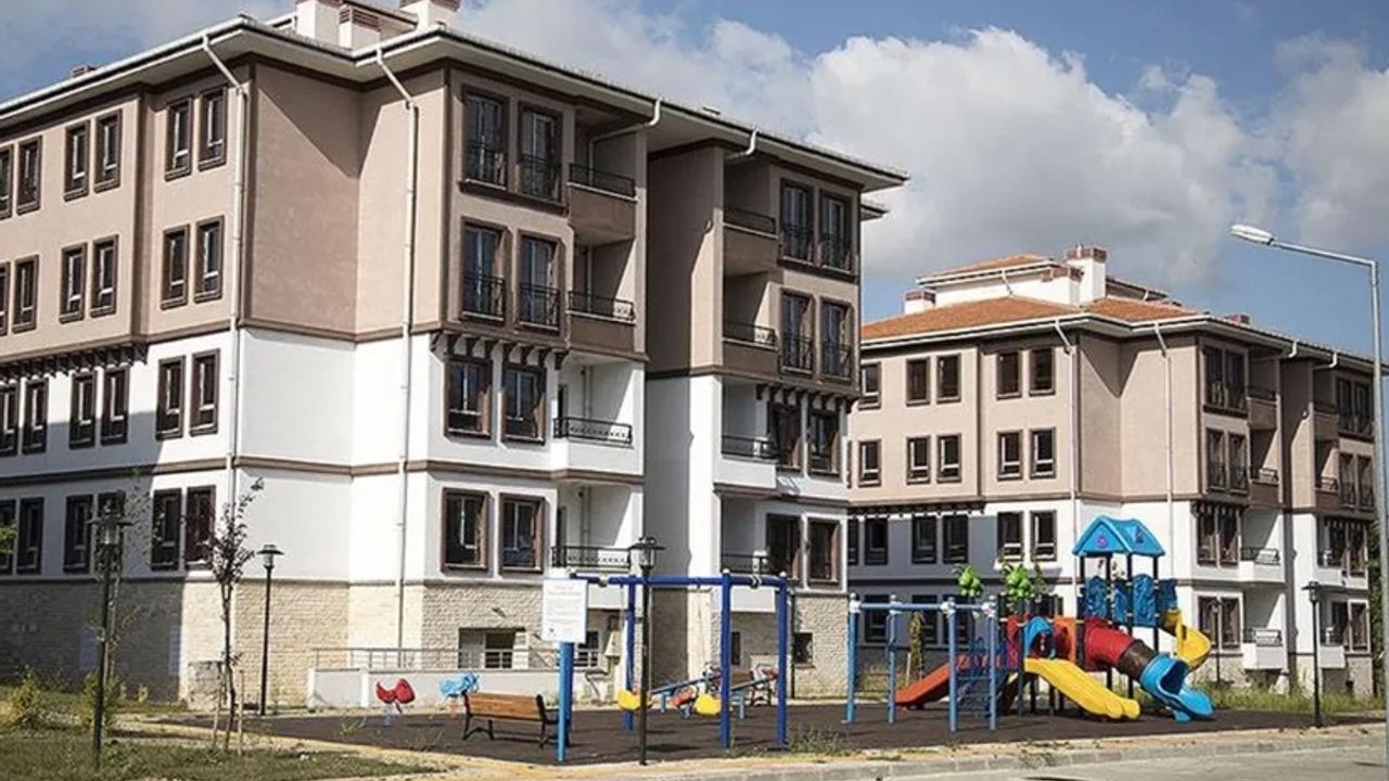 TOKİ Kura Çekimi: Canlı Yayın, Noter Denetimi ve Hak Sahipliği Nasıl Belirlenecek?