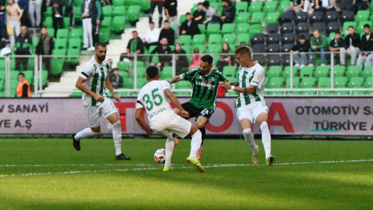 Trendyol 1. Lig: Sakaryaspor 2-3 Serik Spor — Serik'ten Yeni Sakarya'da 3 Puan