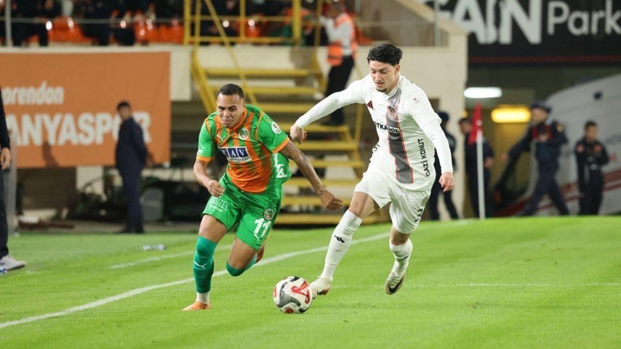 Trendyol Süper Lig: Alanyaspor 0-0 Gaziantep FK — İlk Yarı Golsüz
