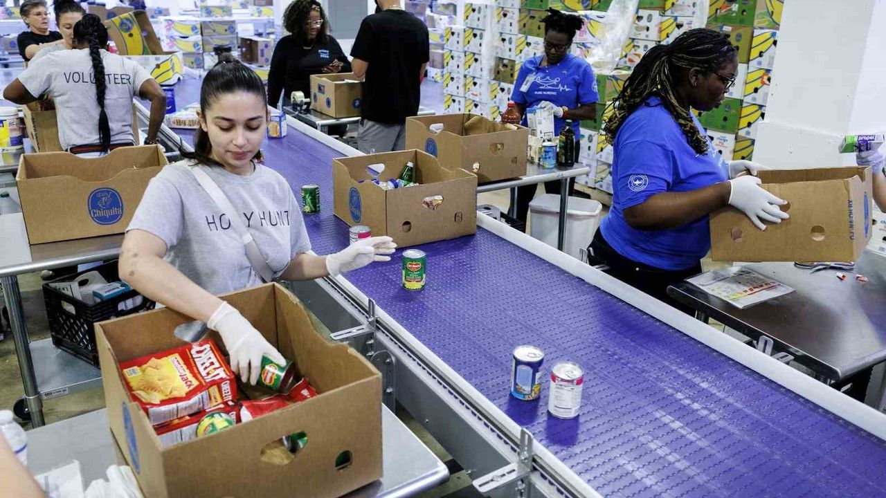 Trump: SNAP Yardımları 'Radikal Sol Demokratlar Hükümeti Açtığında Verilecek'