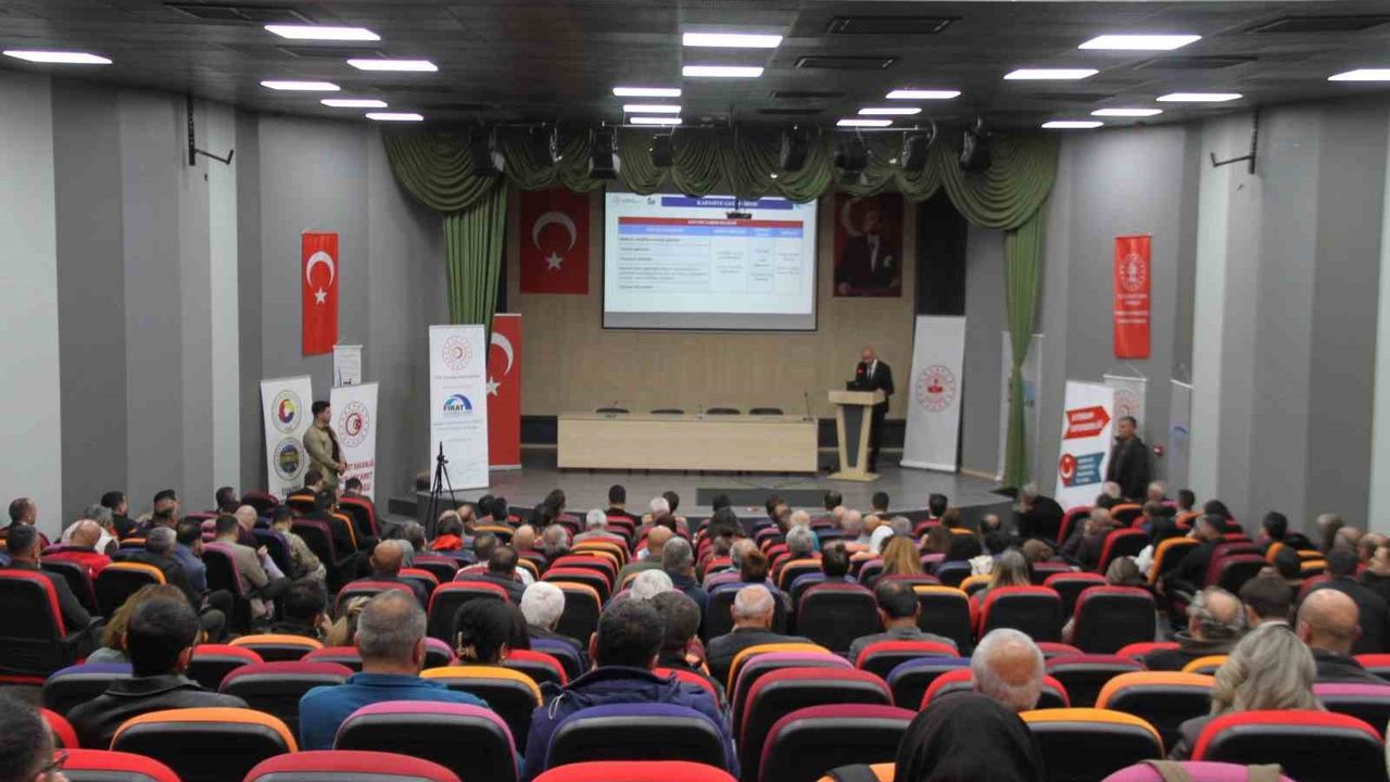 Tunceli'de Devlet Destekleri Anlatıldı: Vali Aygöl'den 'Pertek Köprüsü' Vurgusu