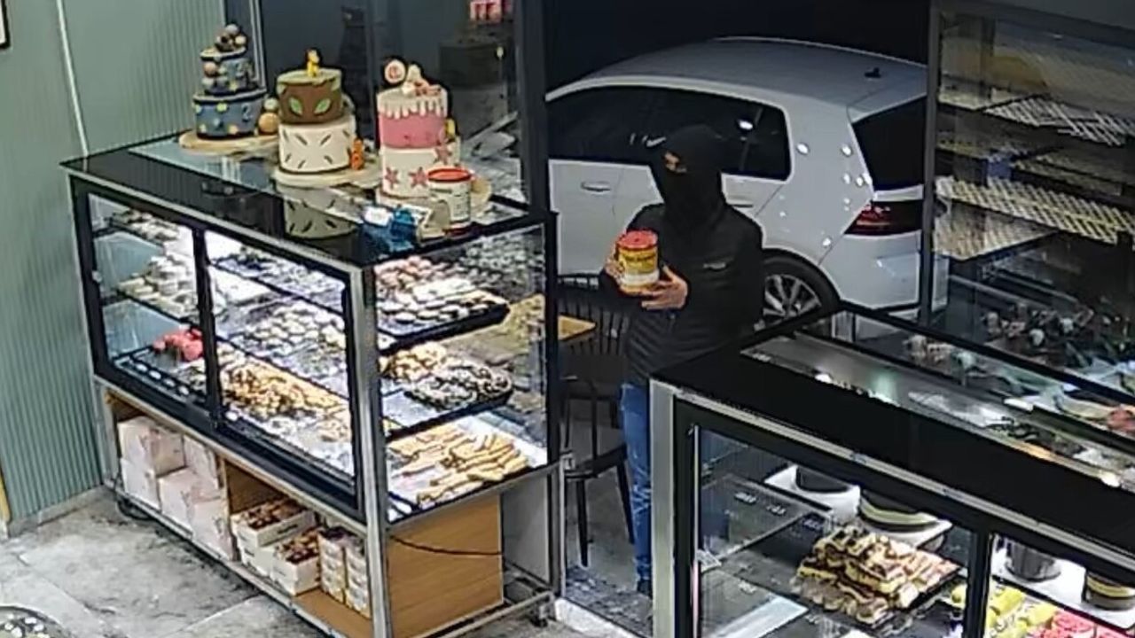 Turgutlu'da SMA Hastası İçin Konulan Bağış Kutusu Fırından Çalındı