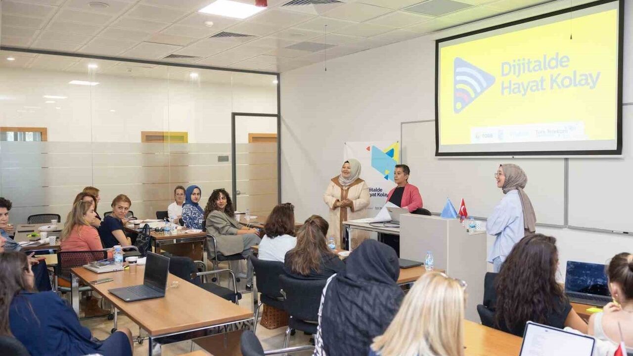 Türk Telekom, girişimci kadınlara dijital destek ve 2 milyon TL hibe