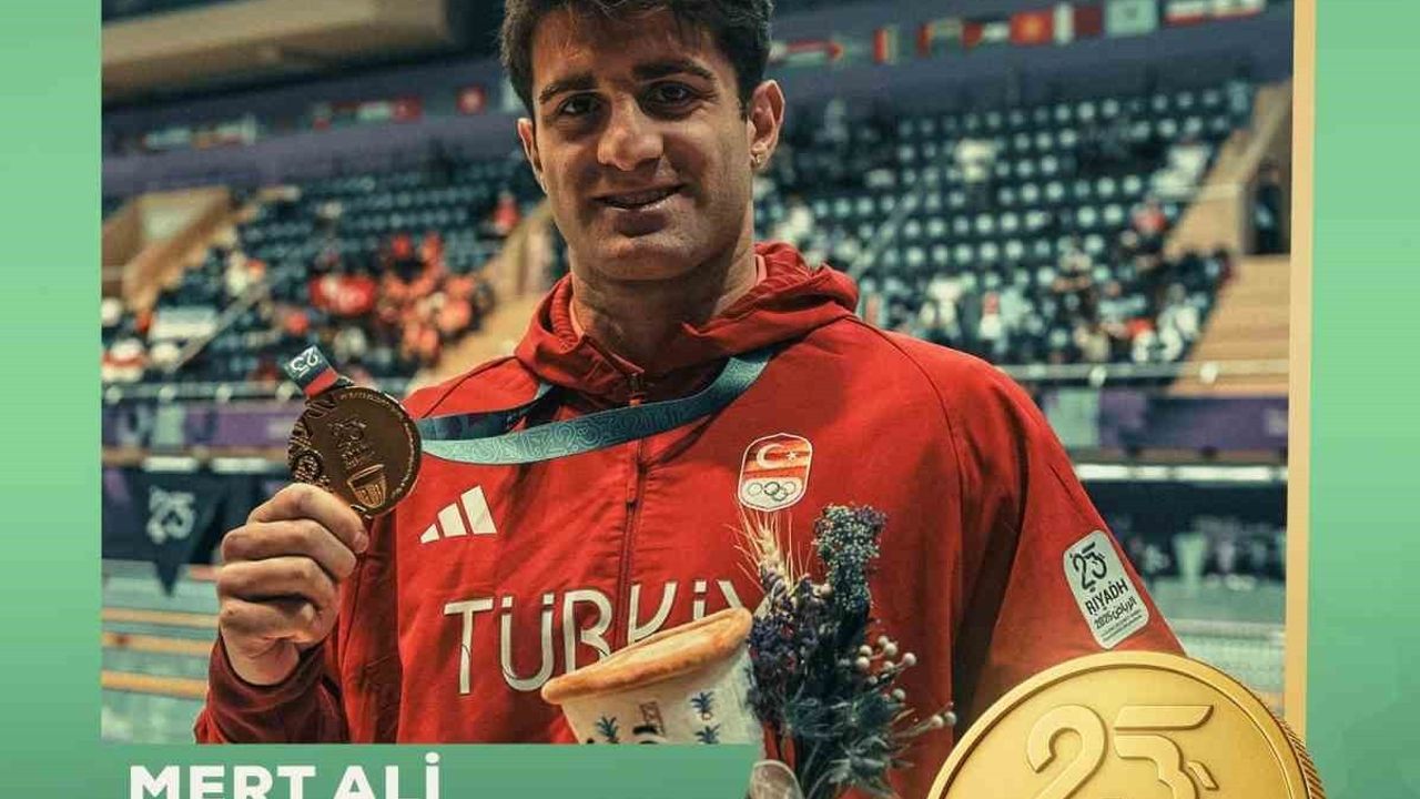 Türkiye, Riyad'da İslami Dayanışma Oyunları'nda Yüzmede 6 Altın Kazandı