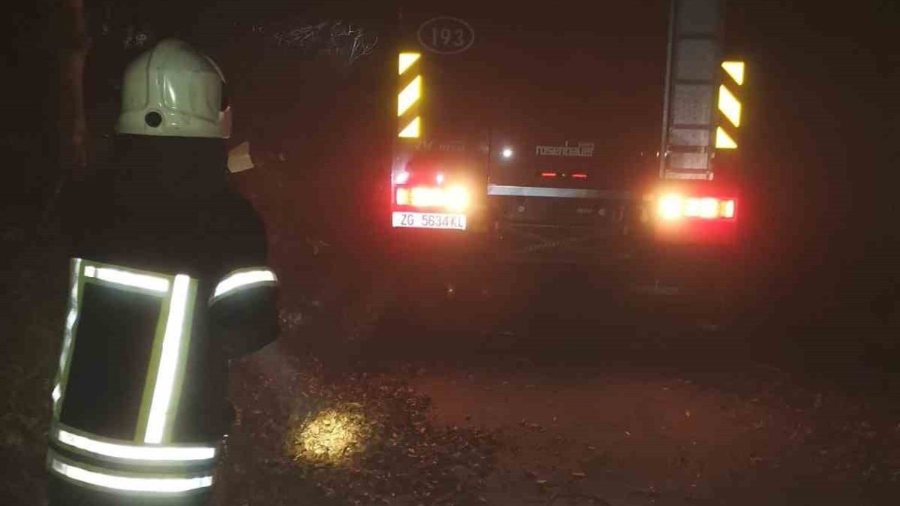 Türkiye'ye Ait Yangın Söndürme Uçağı Hırvatistan'da Düştü: 1 Şehit