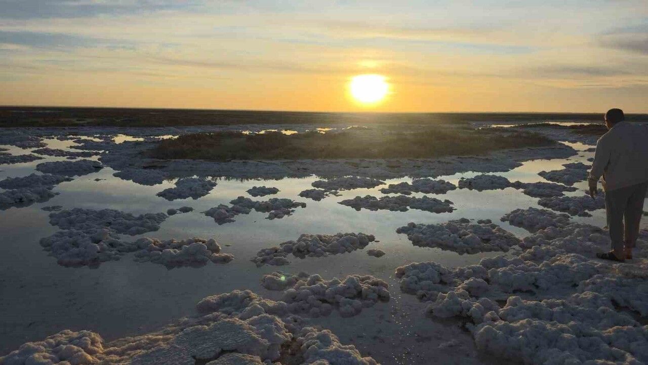 Tuz Gölü'nde Pamukkale'yi Andıran Tuz Kütleleri Eskil'de İlgi Odağı Oldu