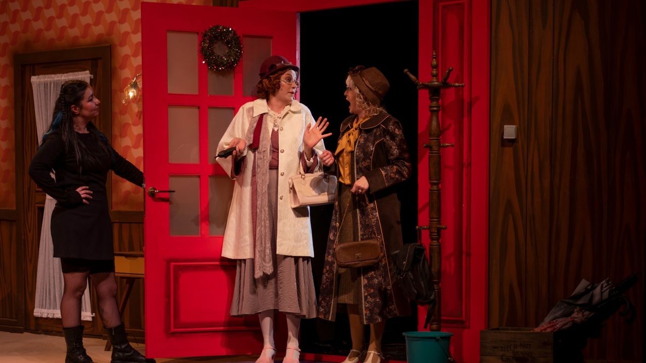 Üç Jokerli Konken Adana'da Kapalı Gişe Sahnelendi