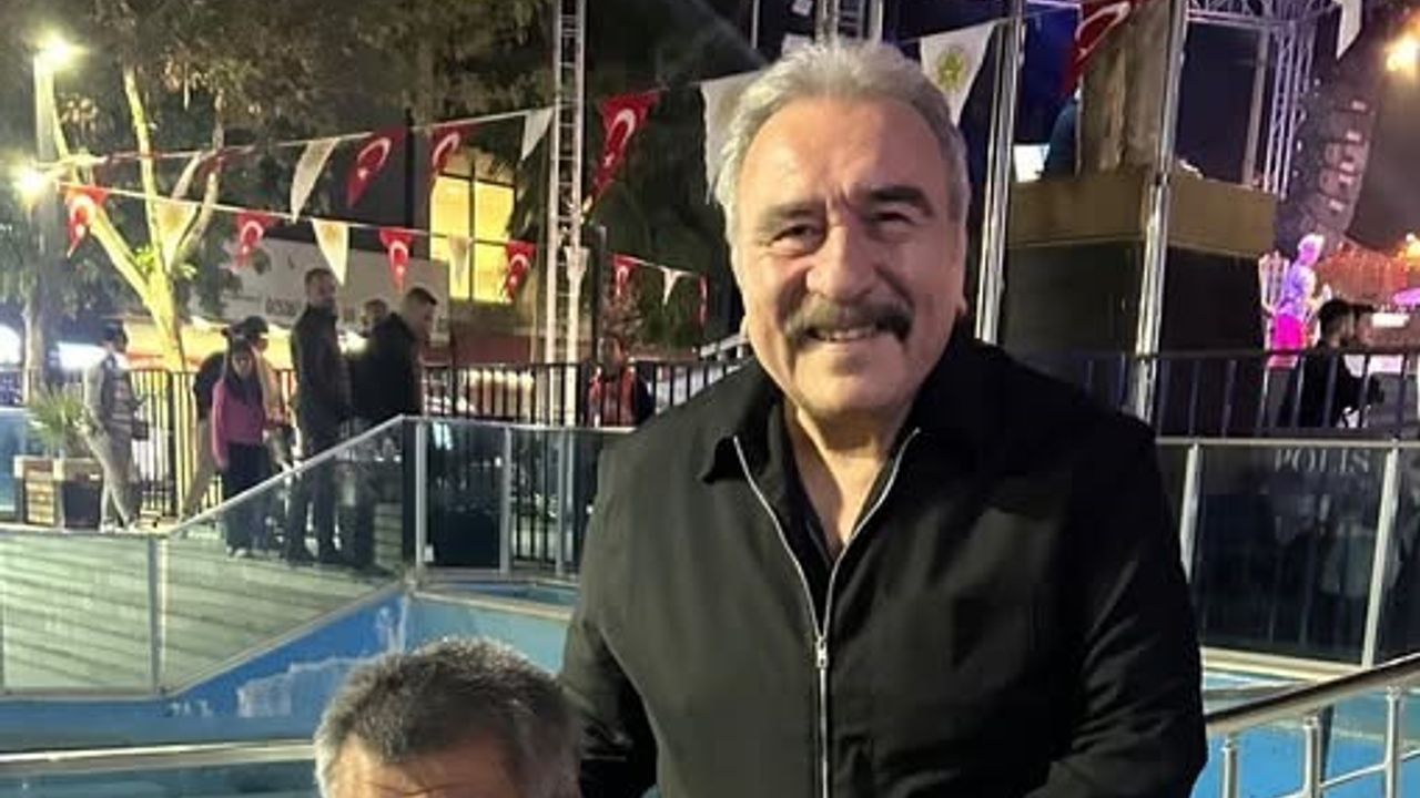 Ümit Besen Köşk'te Engelli Hayranını Mutlu Etti