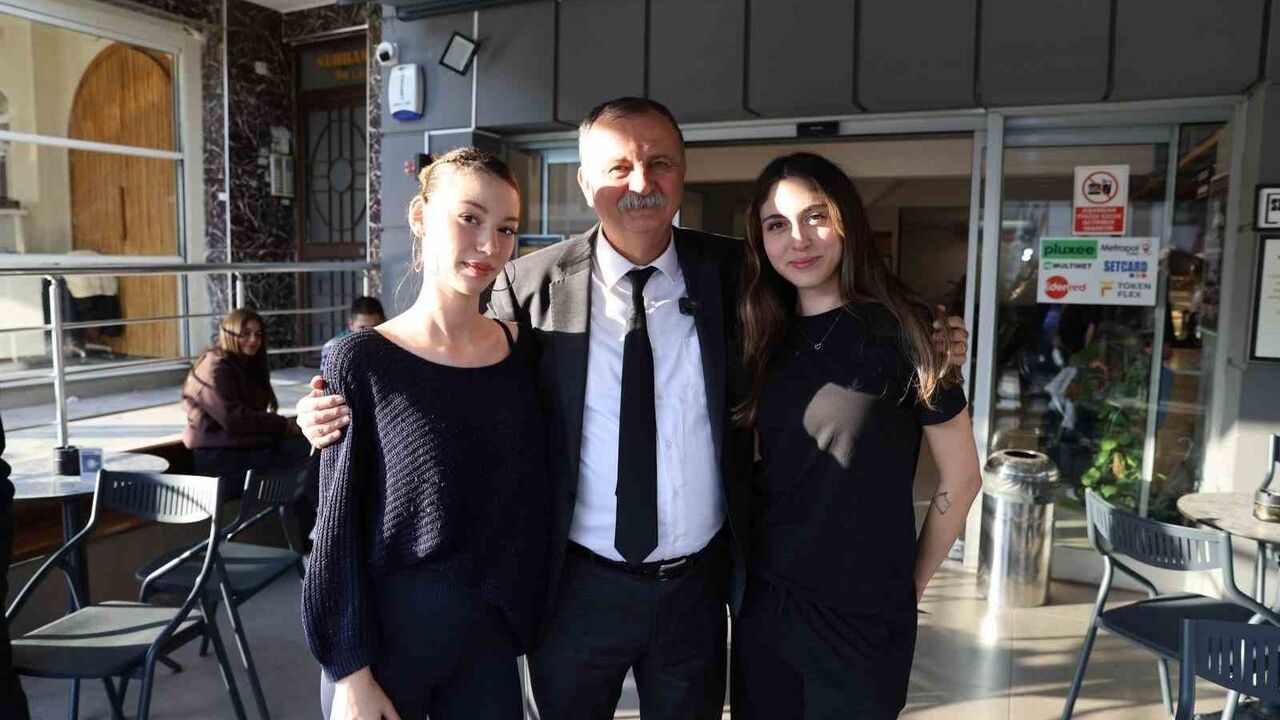 unusemre Belediye Başkanı Semih Balaban, Komşu Esnafın Sorunlarını Dinledi