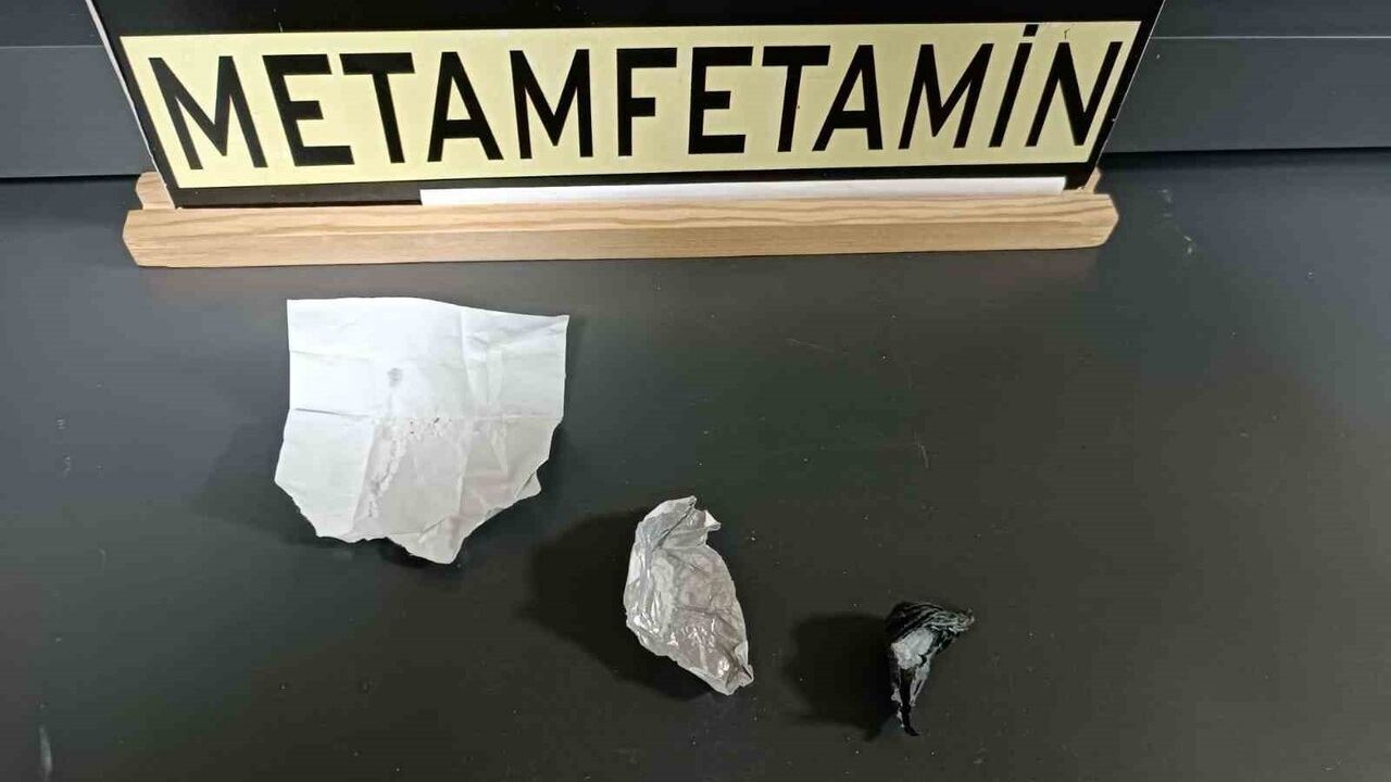 Uşak’ta Uyuşturucu Operasyonu: 5 Kişi Tutuklandı