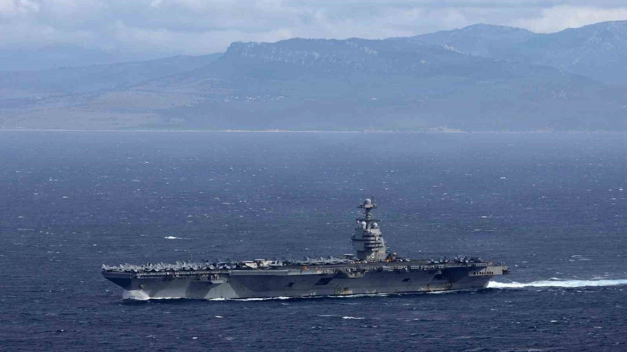 USS Gerald R. Ford liderliğindeki ABD uçak gemisi saldırı grubu Karayipler'e ulaştı