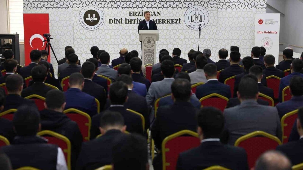 Vali Aydoğdu'dan Erzincan'da İmam Adaylarına 'Merhamet' Çağrısı