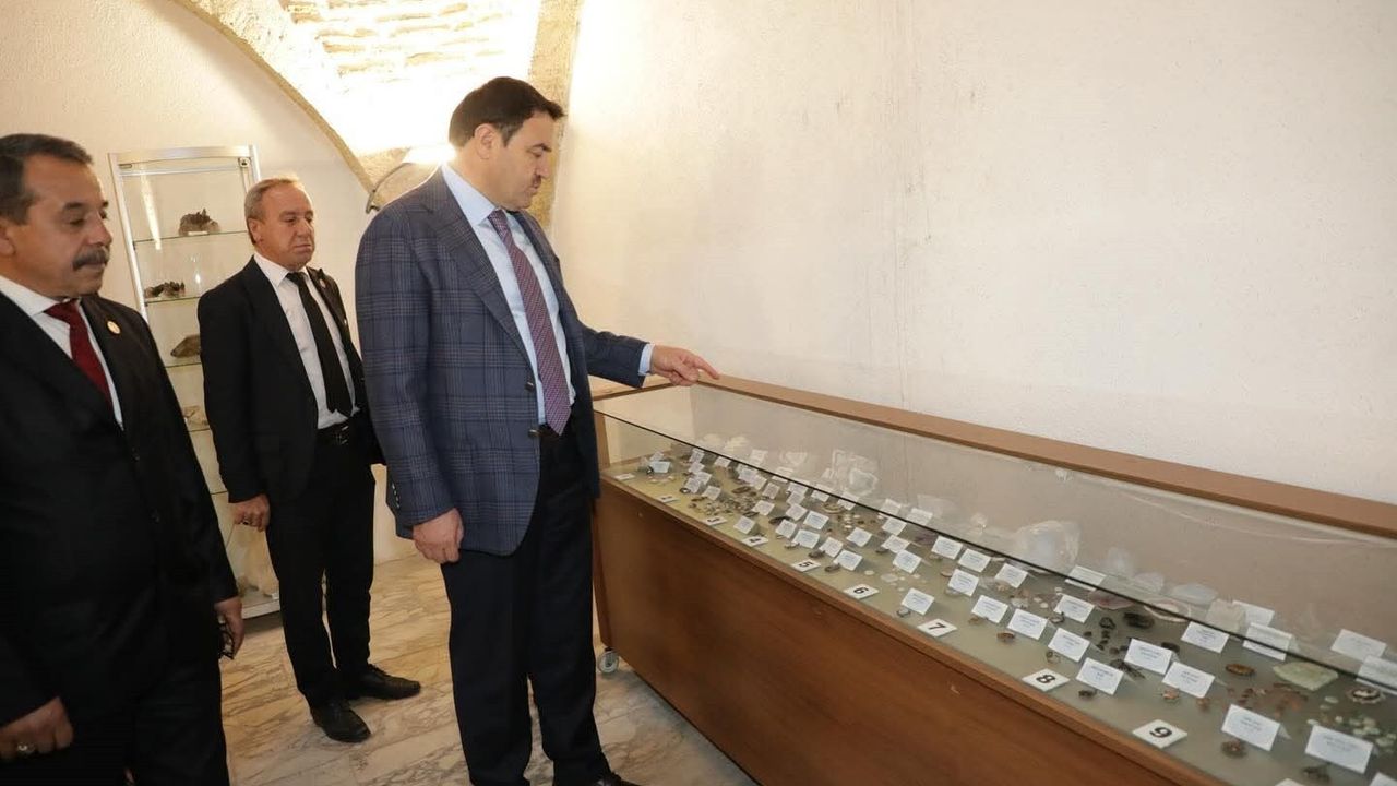 Vali Musa Işın: Jeoloji Müzesi (Şengül Hamamı) Kütahya'da Bilimsel Farkındalığı Artırıyor