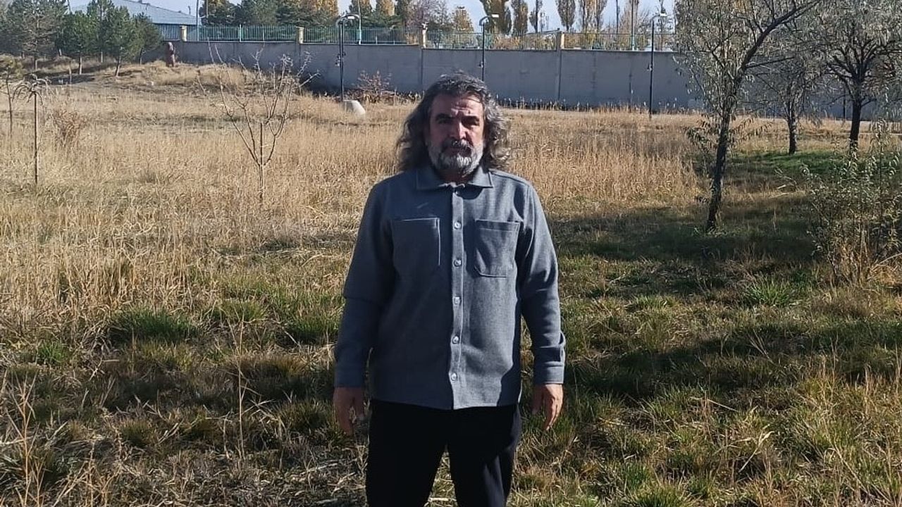 Van Bahçesaray'da Nadir Benekli Semender Görüntülendi