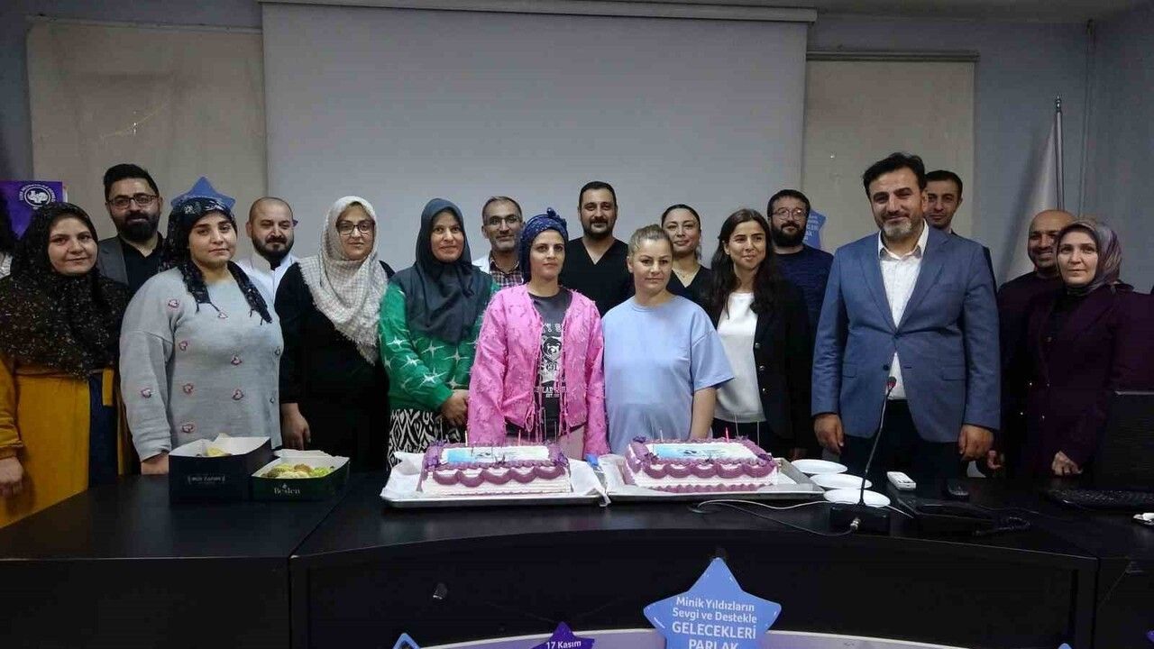 Van'da Dünya Prematüre Günü: 'Aceleci Bebekler' İçin Farkındalık Etkinliği