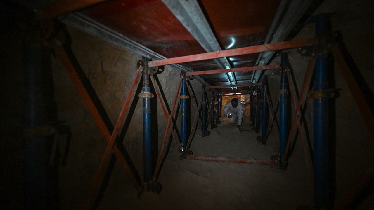 Van'da Urartuların 3 Bin Yıllık Duvar Resimleri Koruma Altında