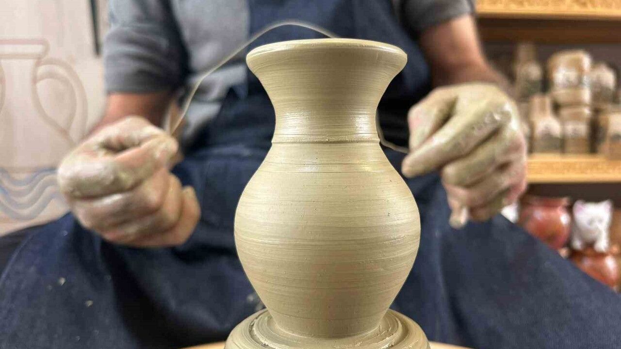 Van’ın Son Çömlek Ustası Osman Eşme