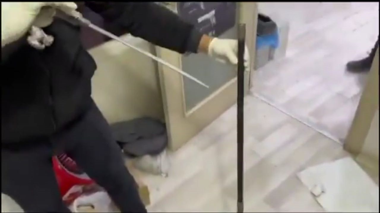 Van merkezli 5 ilde operasyon: Çok sayıda silah ve mühimmat ele geçirildi