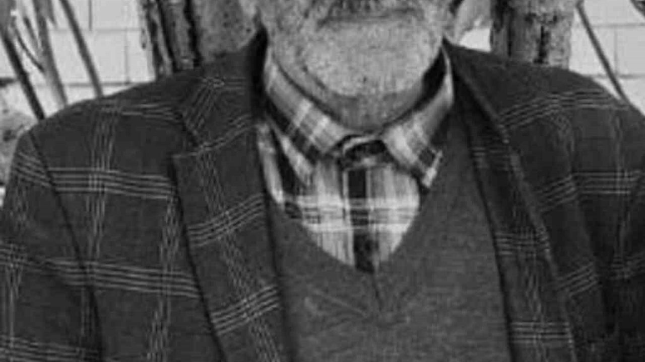 Van Özalp'te Geri Manevra Faciası: 70 Yaşındaki Adam Kamyonetin Altında Kaldı