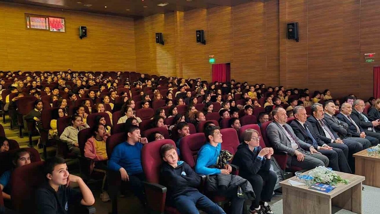 Vezirköprü'de 'Bir Kooperatif Macerası' Sahnelendi: Çocuklara Kooperatif Bilinci