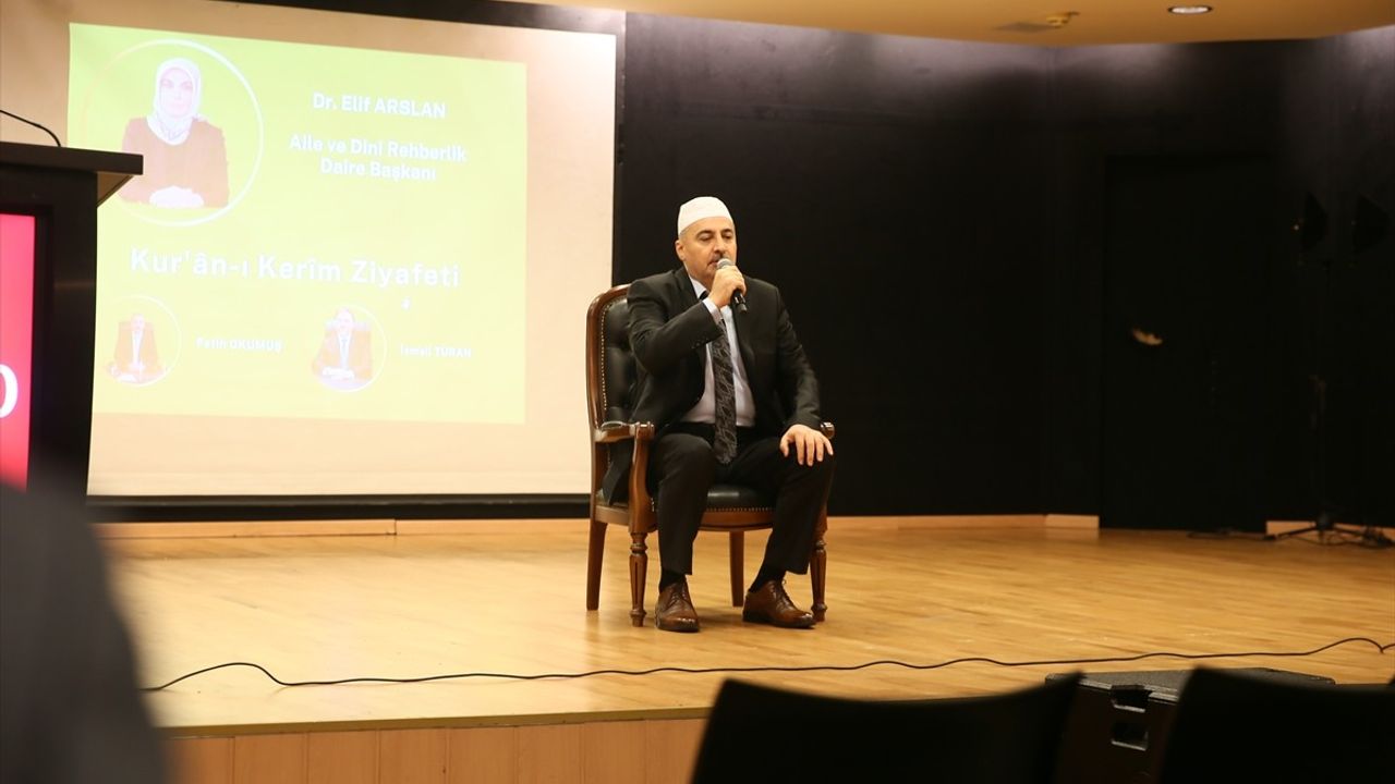 Viyana'da 'Peygamberimizin Modelliğinde Aile İçi İletişim Dili' Semineri